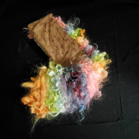 Wool lock collar - Picture 3 of 4